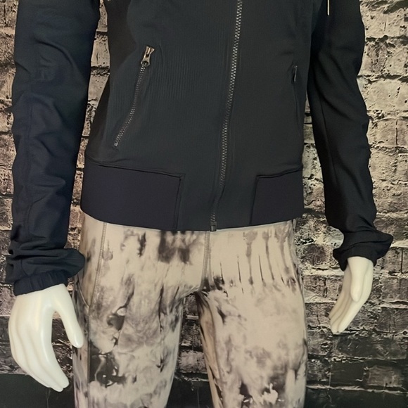 Lululemon Street To Studio Jacket Inkwell Size 8 - Picture 3 of 9